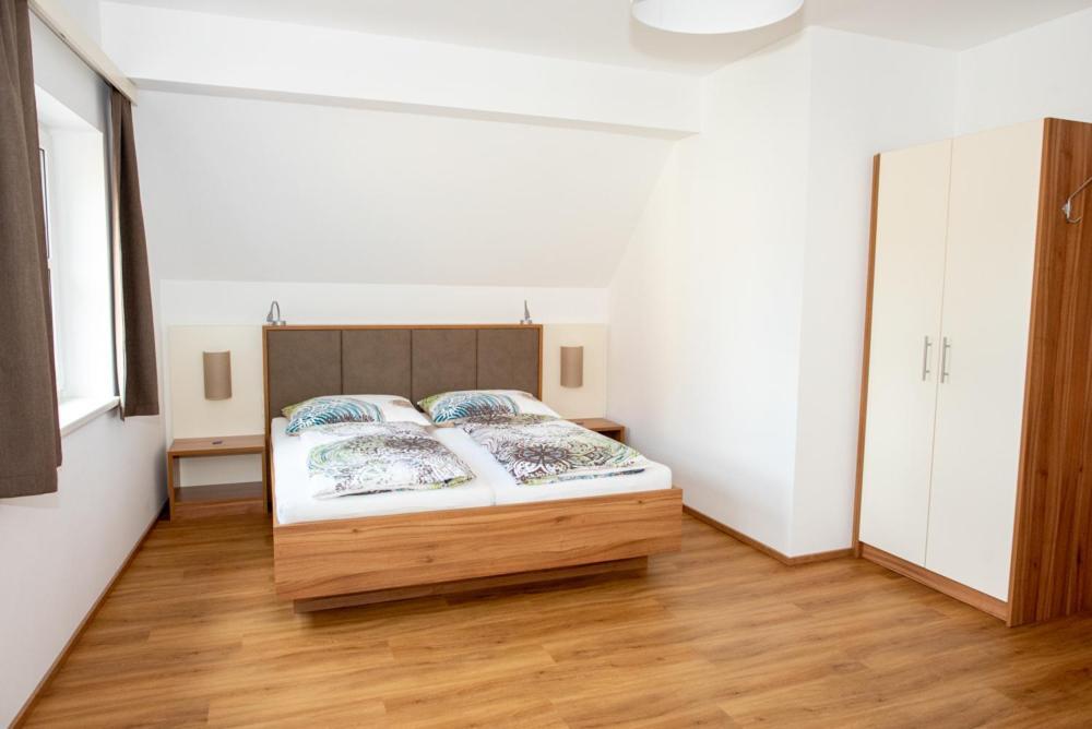 Gaestehaus Schuetz Spitz an der Donau Exteriör bild